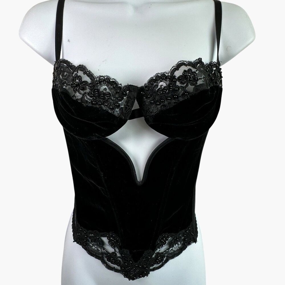 Vintage Y2K Victoria’s Secret Black Velvet Corset Sz 34B Bustier Whimsical Fairy